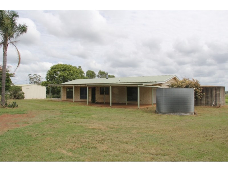 96 Lamperds, Kingaroy QLD 4610