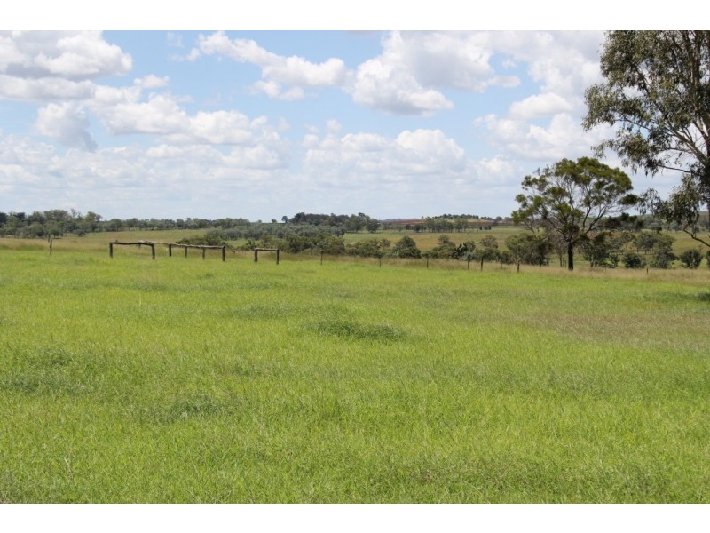 96 Lamperds, Kingaroy QLD 4610