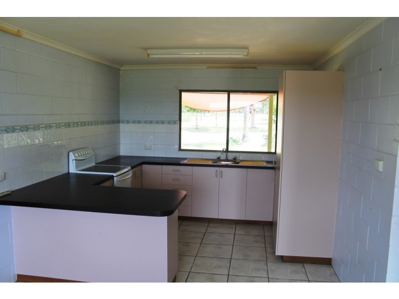 96 Lamperds, Kingaroy QLD 4610