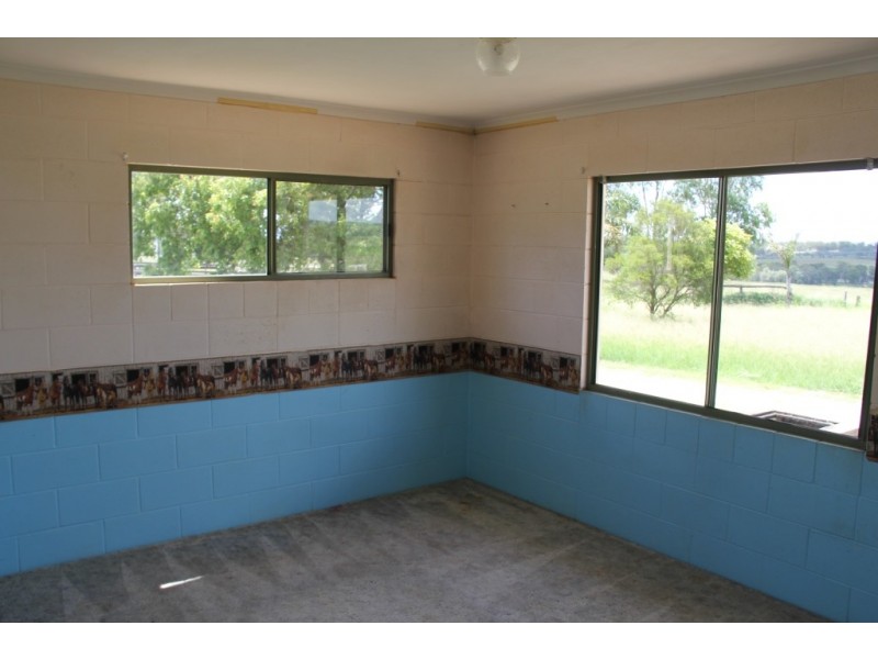 96 Lamperds, Kingaroy QLD 4610
