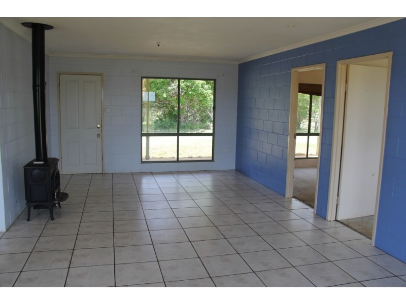 96 Lamperds, Kingaroy QLD 4610