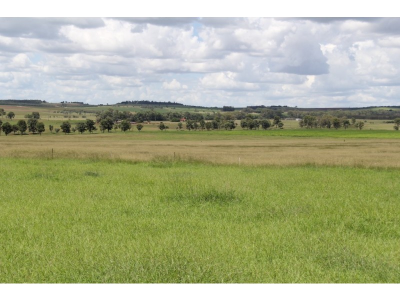 96 Lamperds, Kingaroy QLD 4610