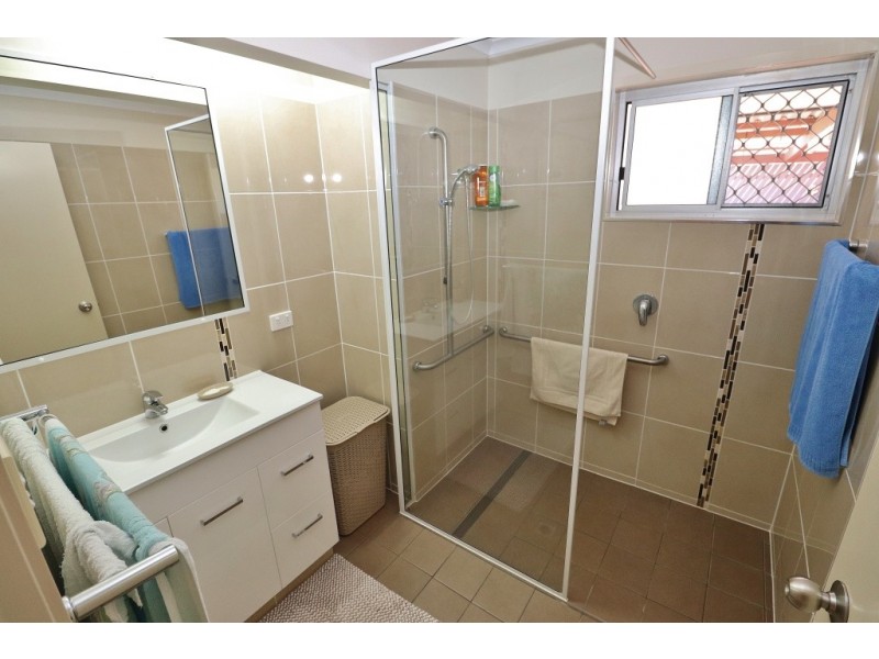 1 Ian Street, Kingaroy QLD 4610