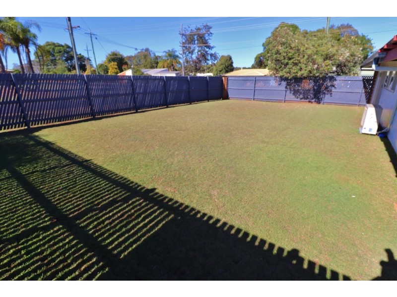 1 Ian Street, Kingaroy QLD 4610