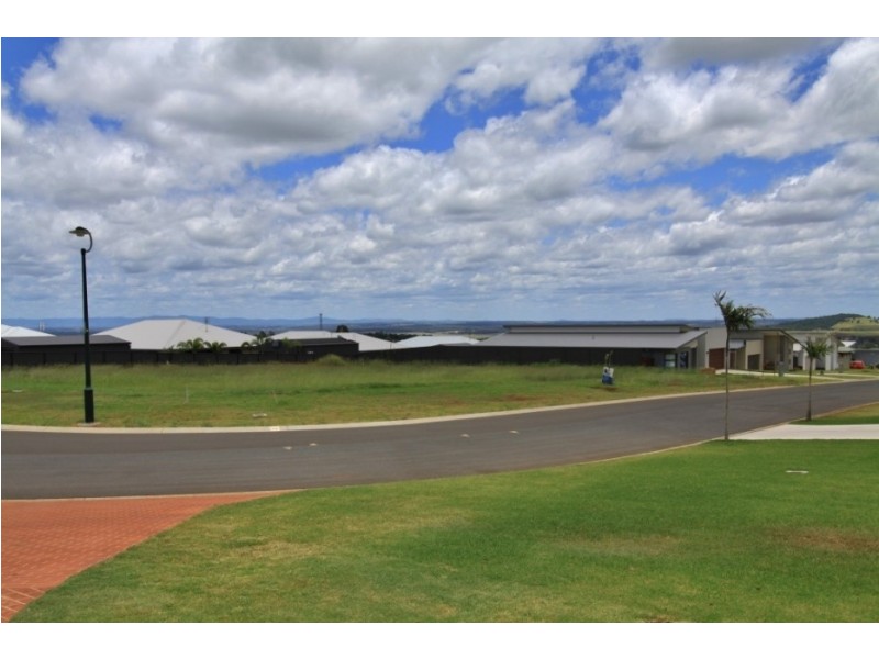 41 Darryl Crescent, Kingaroy QLD 4610