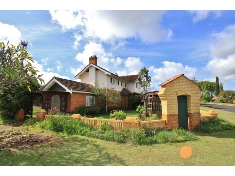 32 Coral Street, Kingaroy QLD 4610