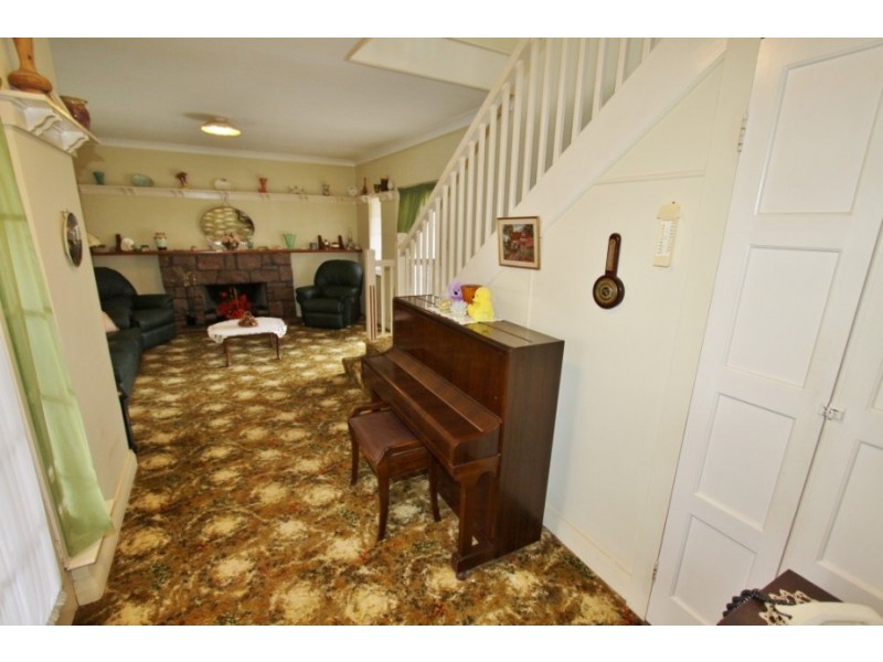 32 Coral Street, Kingaroy QLD 4610