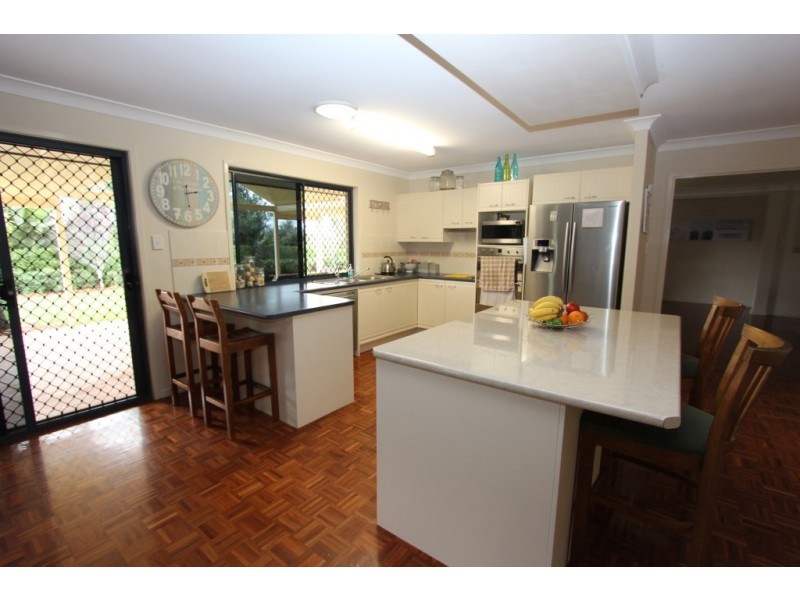 11 Tidar Crt, Kingaroy QLD 4610