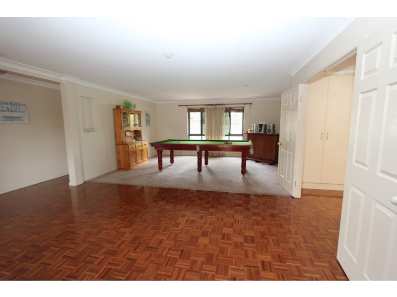 11 Tidar Crt, Kingaroy QLD 4610