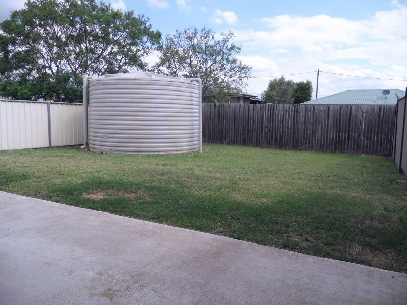 Unit 2, 117 Harris Rd, Kingaroy QLD 4610