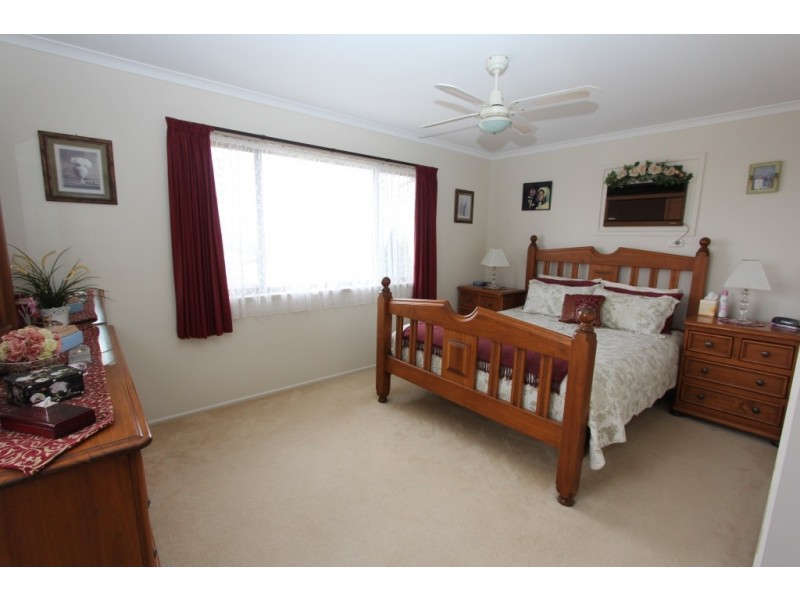 18 Adermann Drive, Kingaroy QLD 4610
