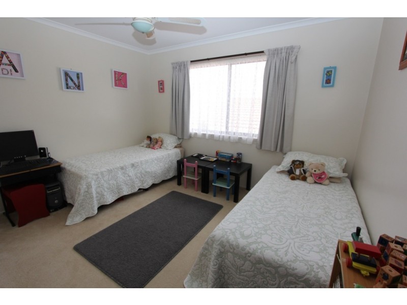 18 Adermann Drive, Kingaroy QLD 4610