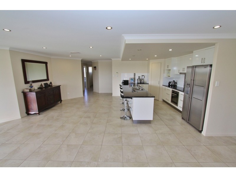 198 Mt Hope Road, Booie QLD 4610