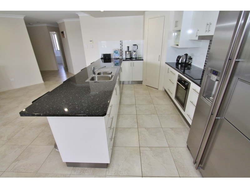 198 Mt Hope Road, Booie QLD 4610