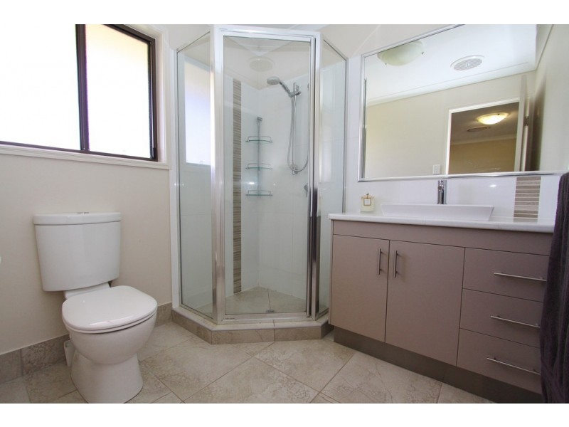 198 Mt Hope Road, Booie QLD 4610