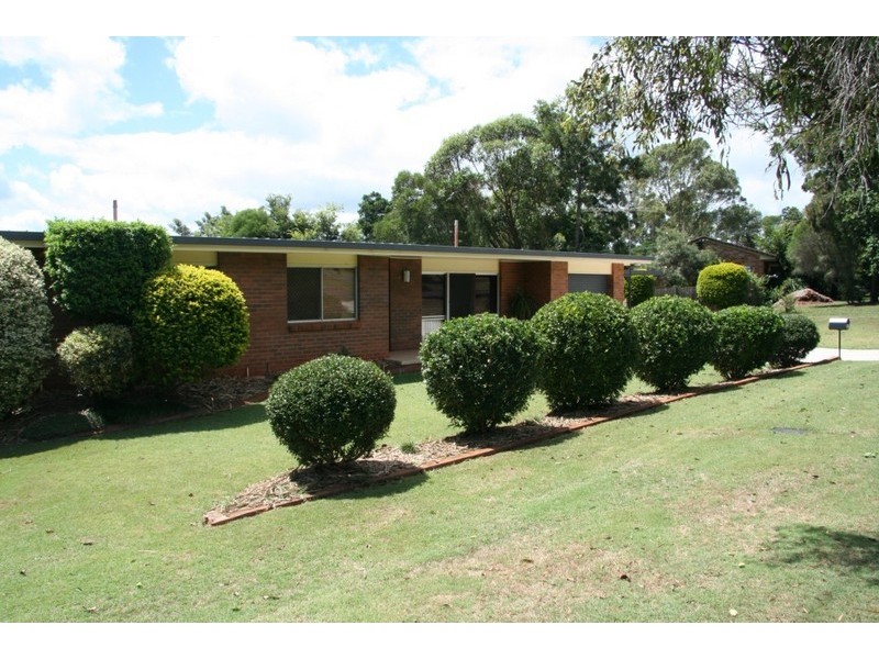 98-100 Moore Street, Kingaroy QLD 4610