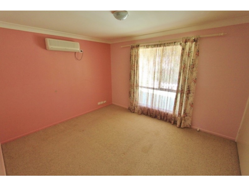 10 Cowie Drive, Kingaroy QLD 4610