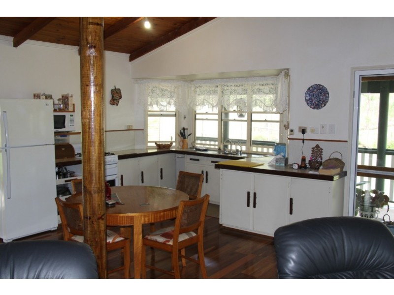 Wattle Camp QLD 4615