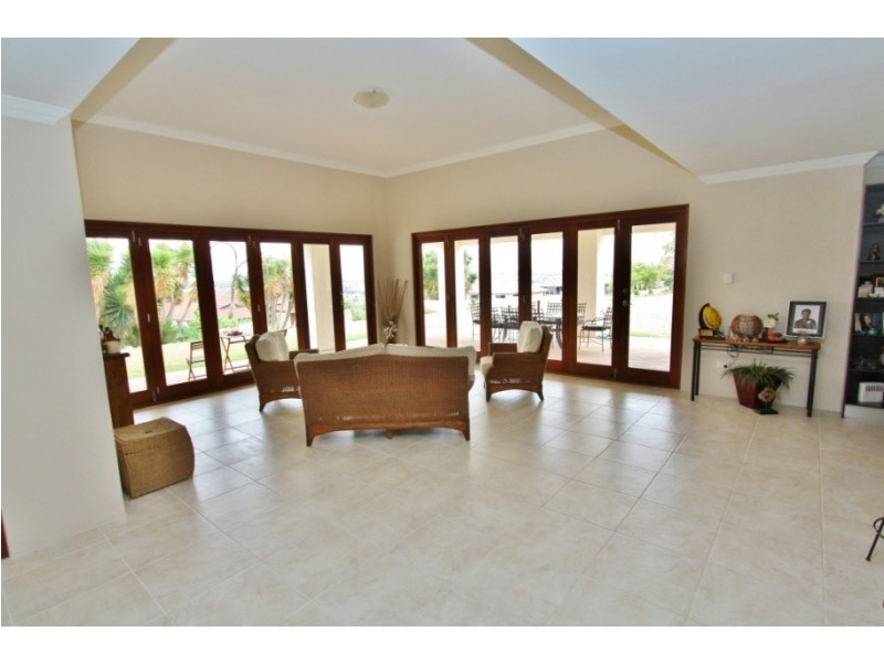 8 Freeman Crt, Kingaroy QLD 4610