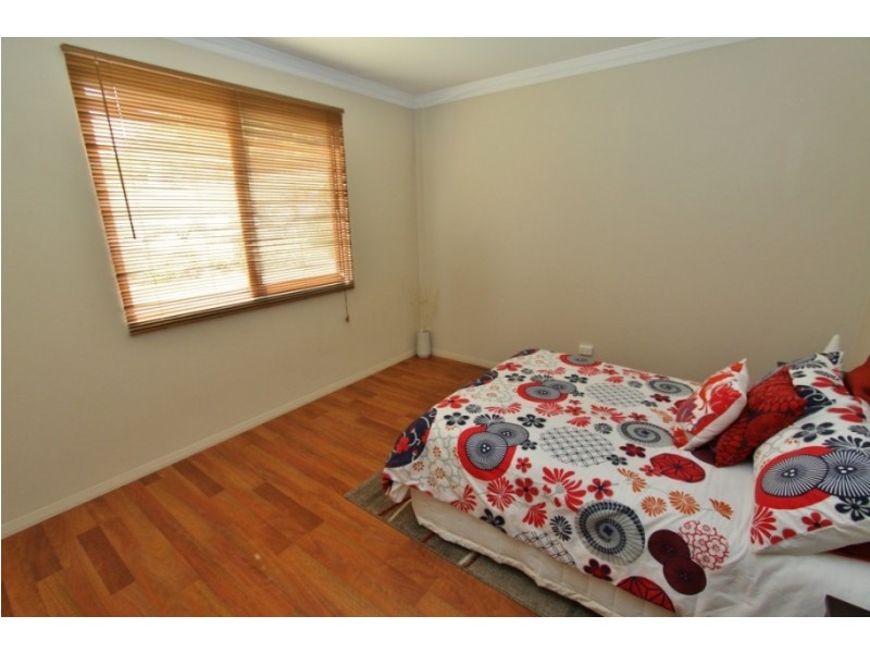 8 Freeman Crt, Kingaroy QLD 4610