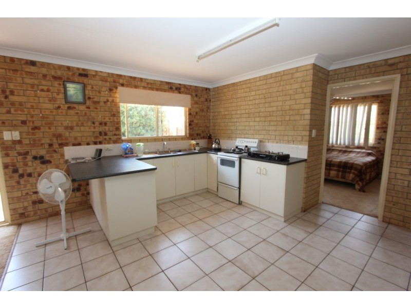 25 Windsor Circle, Kingaroy QLD 4610