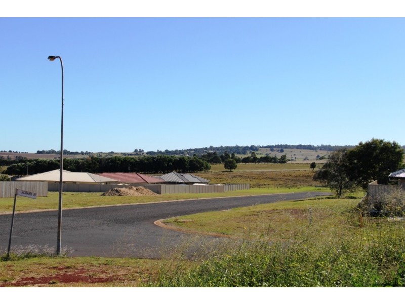 1 jacaranda, Kingaroy QLD 4610