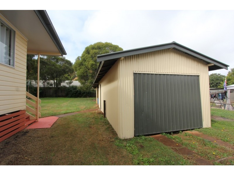 6 Murphy St, Kingaroy QLD 4610