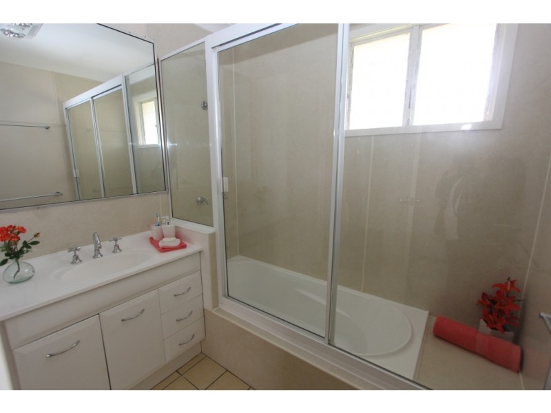 6 Murphy St, Kingaroy QLD 4610