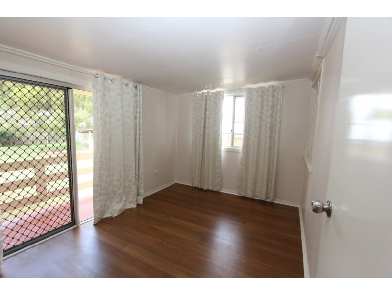 6 Murphy St, Kingaroy QLD 4610