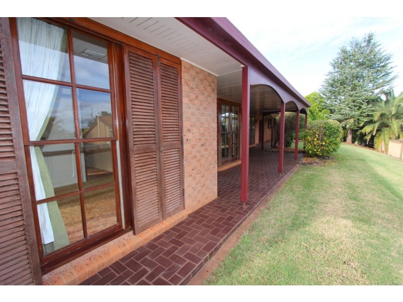 5 Candelo Close, Kingaroy QLD 4610