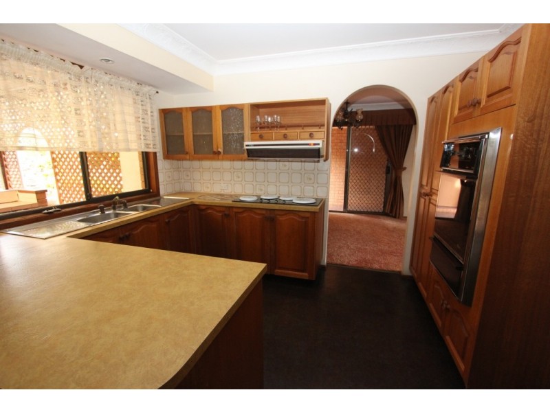 5 Candelo Close, Kingaroy QLD 4610