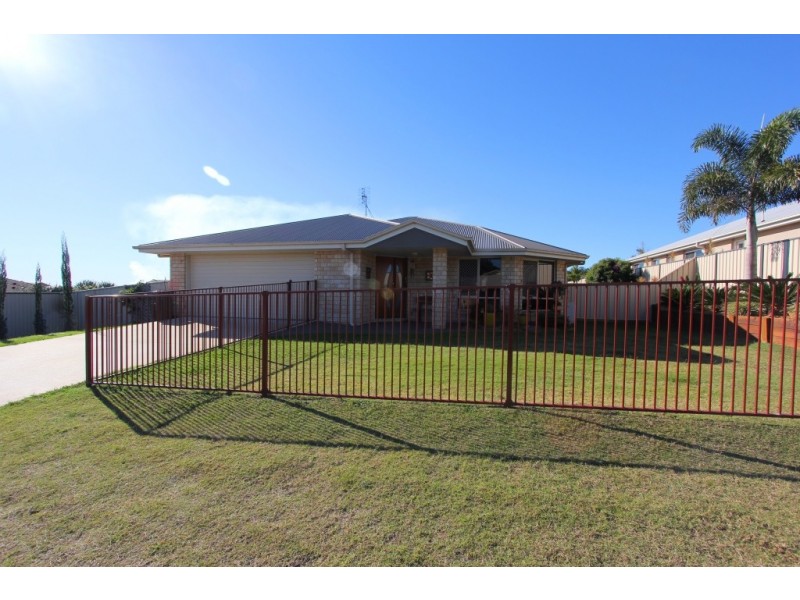 42 Bottlebrush St, Kingaroy QLD 4610