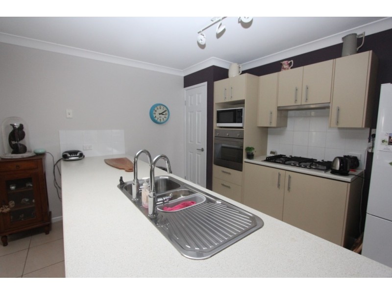 42 Bottlebrush St, Kingaroy QLD 4610