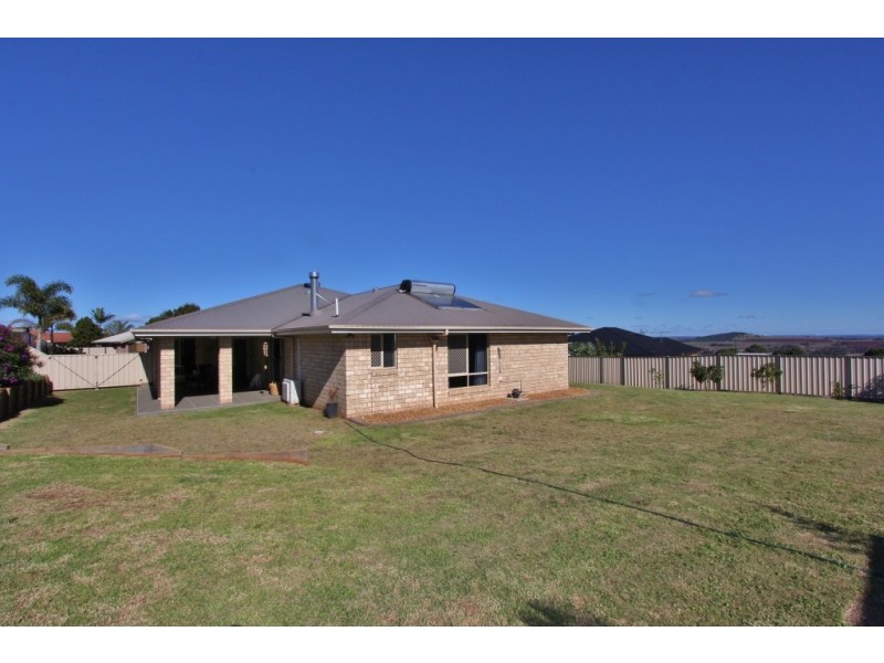 42 Bottlebrush St, Kingaroy QLD 4610