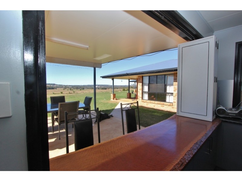 133 West St, Kingaroy QLD 4610