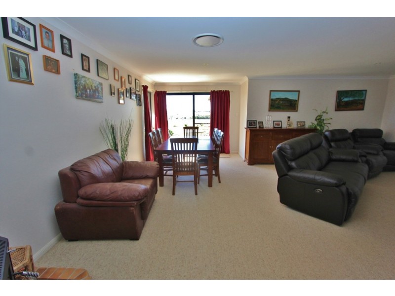 133 West St, Kingaroy QLD 4610