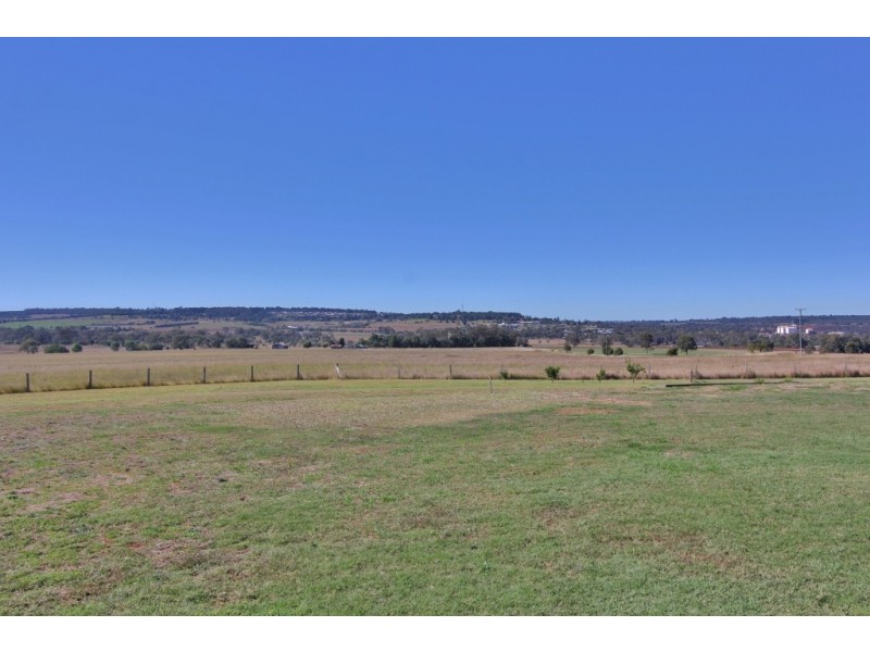 133 West St, Kingaroy QLD 4610