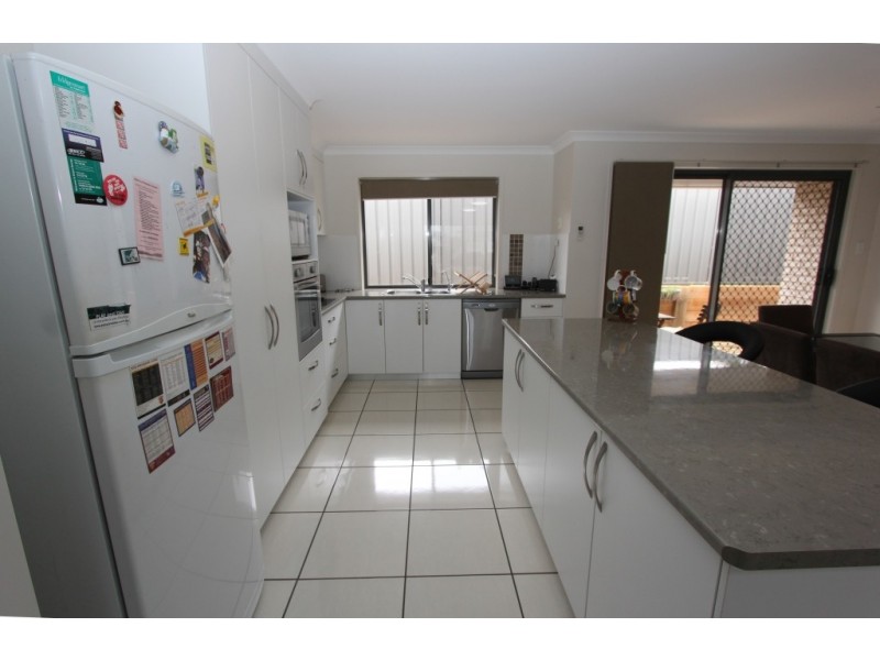 Unit 2, 1 Heath Tce, Kingaroy QLD 4610