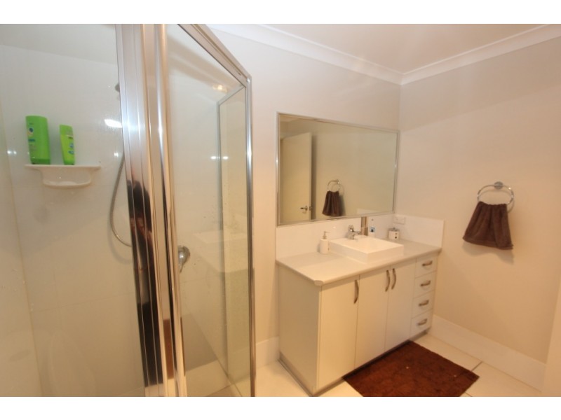Unit 2, 1 Heath Tce, Kingaroy QLD 4610