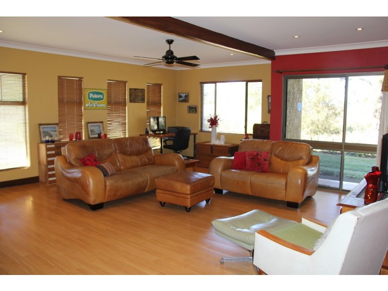 82 Kingaroy Cooyar Rd, Kingaroy QLD 4610