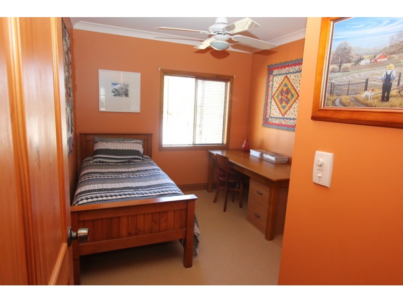 82 Kingaroy Cooyar Rd, Kingaroy QLD 4610