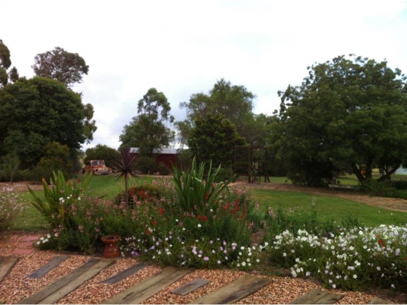 82 Kingaroy Cooyar Rd, Kingaroy QLD 4610