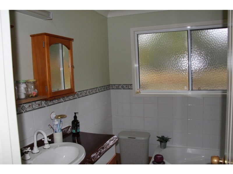 149 Burkes, Booie QLD 4610