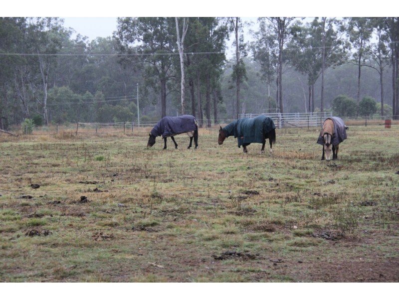 149 Burkes, Booie QLD 4610