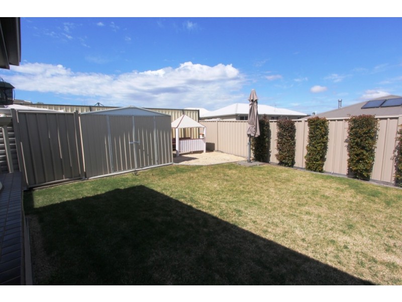 28 Hillview Parade, Kingaroy QLD 4610