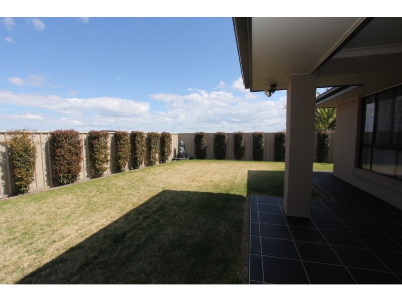 28 Hillview Parade, Kingaroy QLD 4610