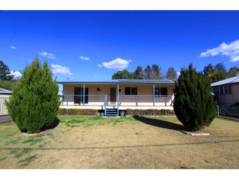 124 MacKenzie Street, Wondai QLD 4606