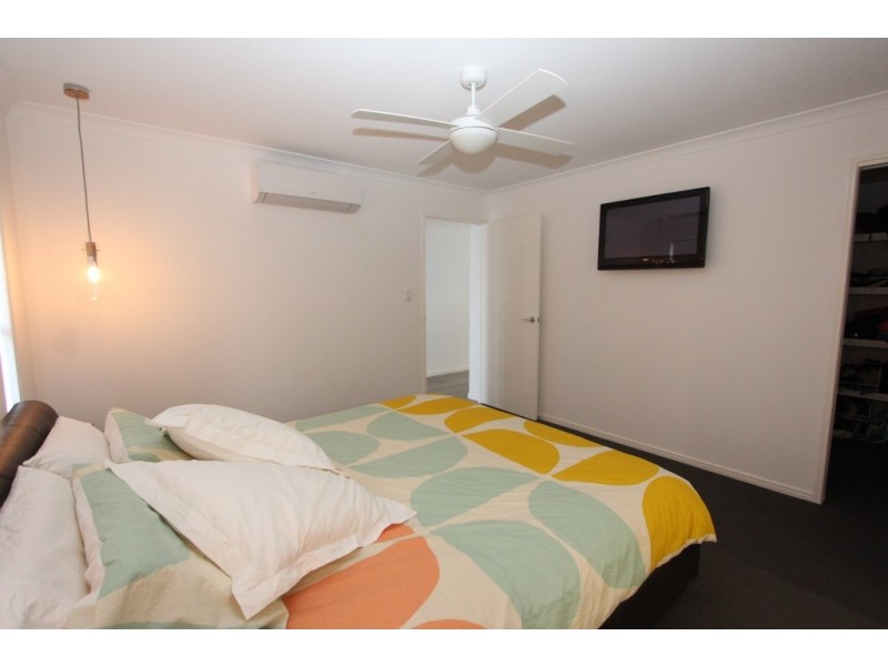 19 Bridgeman Pde, Kingaroy QLD 4610