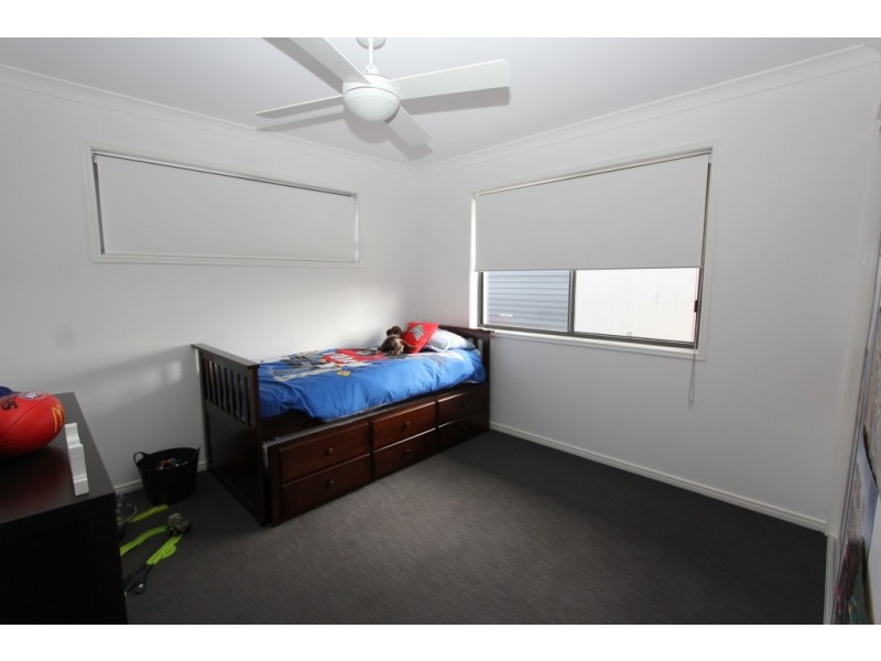 19 Bridgeman Pde, Kingaroy QLD 4610