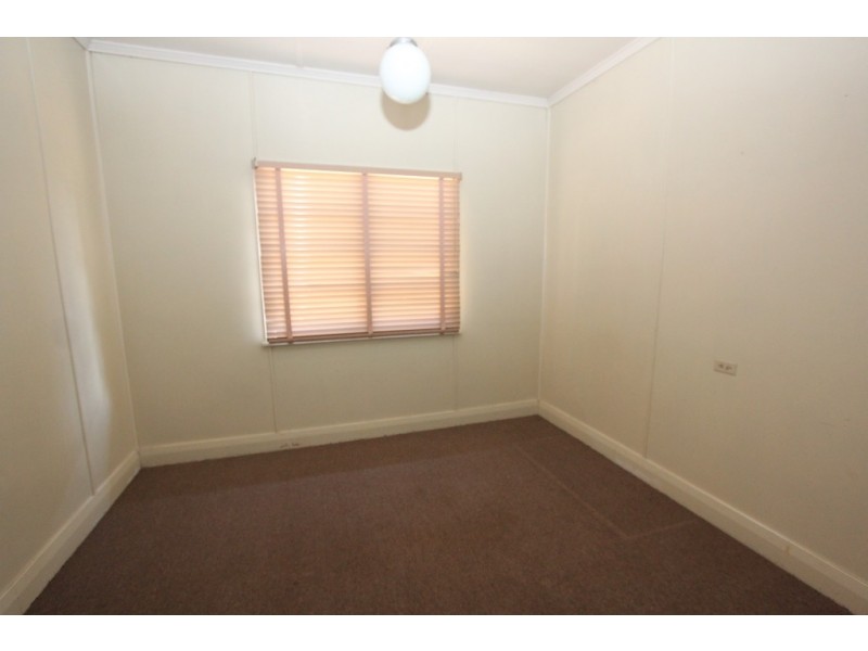 122 Doonkuna St, Kingaroy QLD 4610